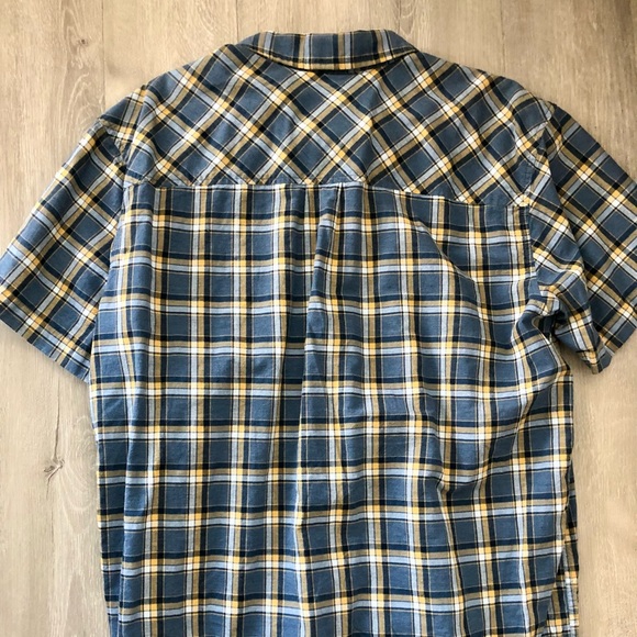 Prana, S.S. Button Up Shirt, XL, VGUC - Picture 5 of 7